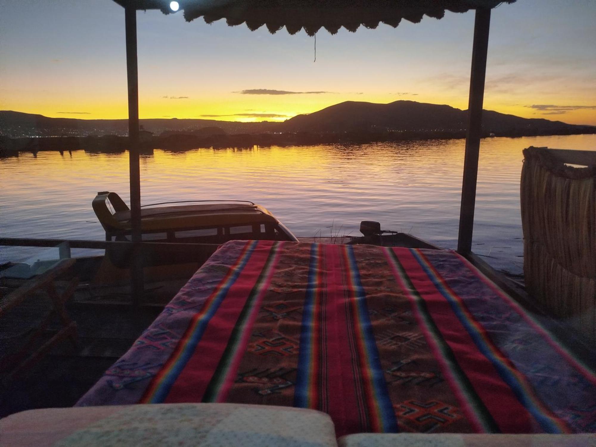 Uros Utasa Lodge Puno Exteriér fotografie